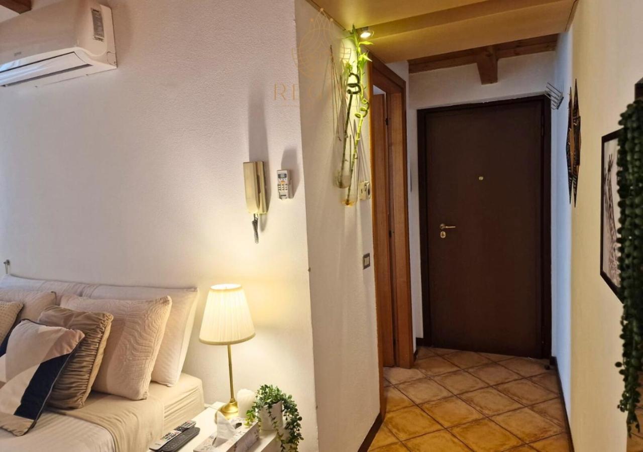 Regina Milano In Porta Romana 1 Leilighet Eksteriør bilde
